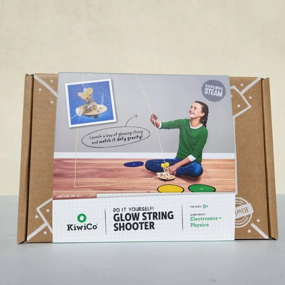 KiwiCo Kiwi Co. Glow String Shooter Science Kit STEM DIY Craft Set Physics